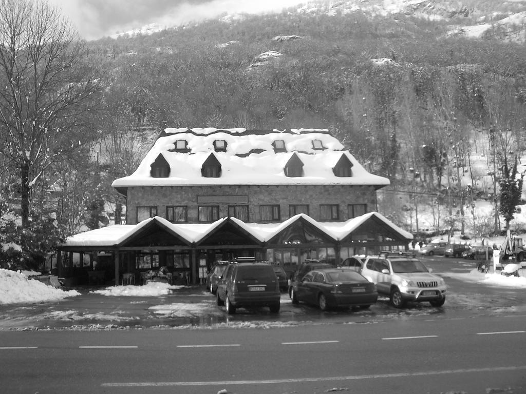 Hotel Ostau dera nheu Les Exterior foto